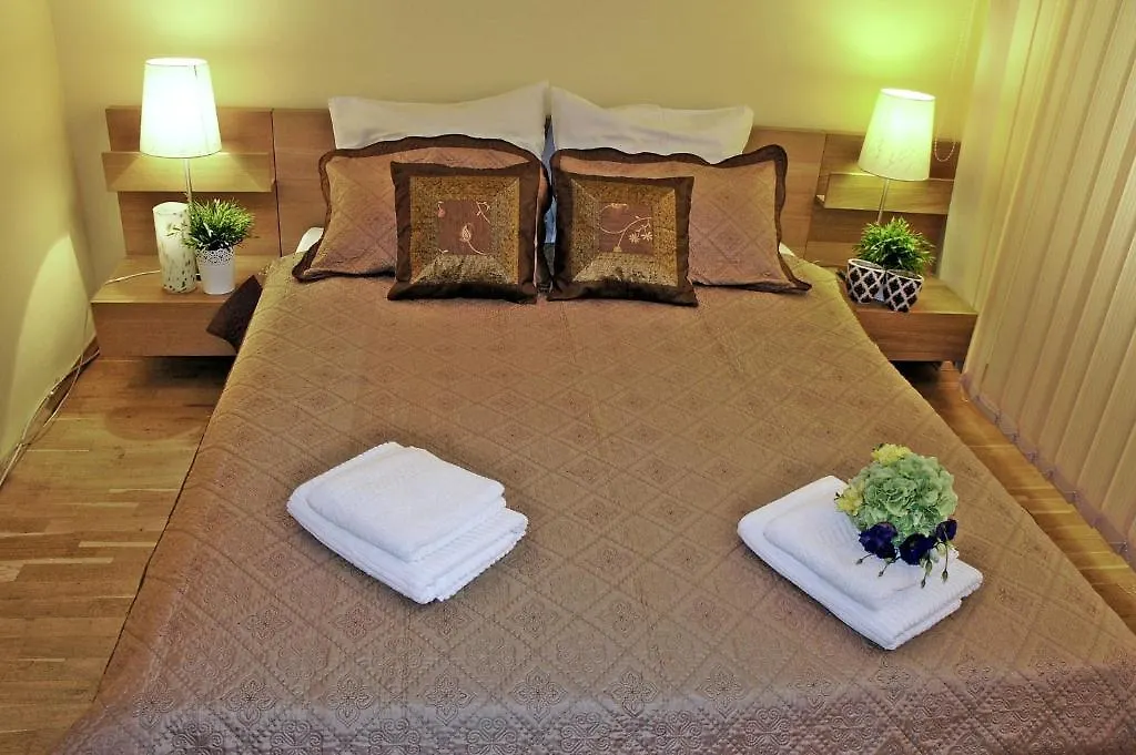 Agentia H Accommodation Bucharest 0*,