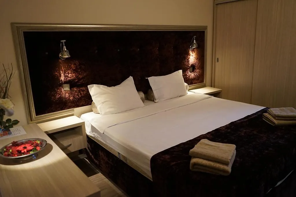 Agentia H Accommodation Bucharest 0*,