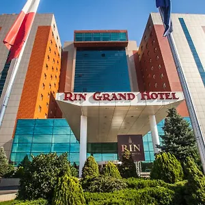Hotel Rin Grand, Bukareszt