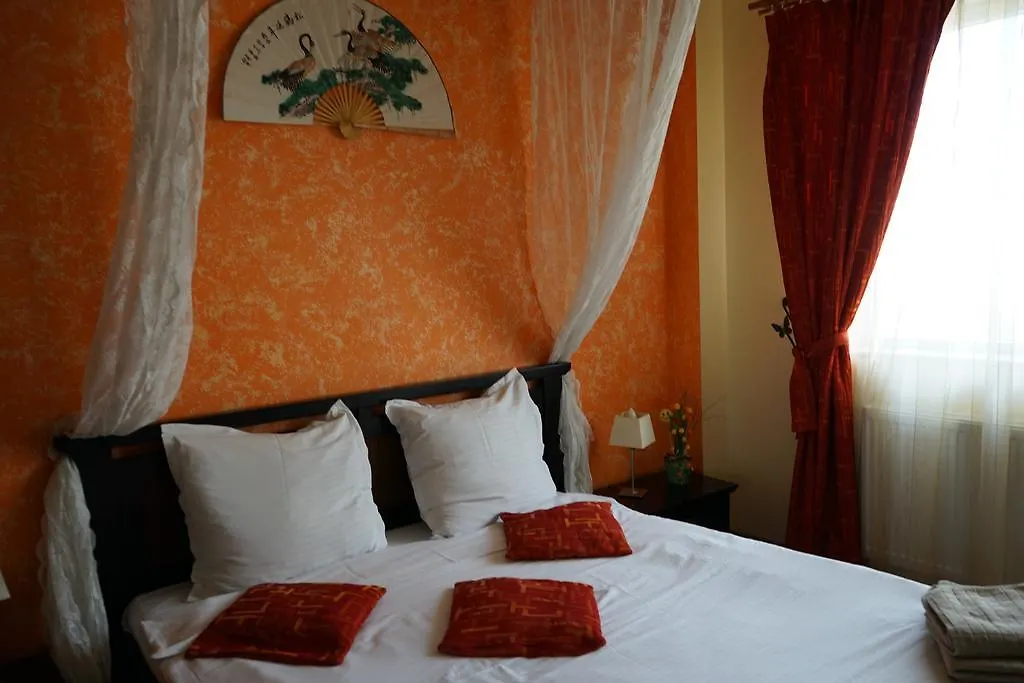 Agentia H Accommodation Bucareste 0*,  Roménia