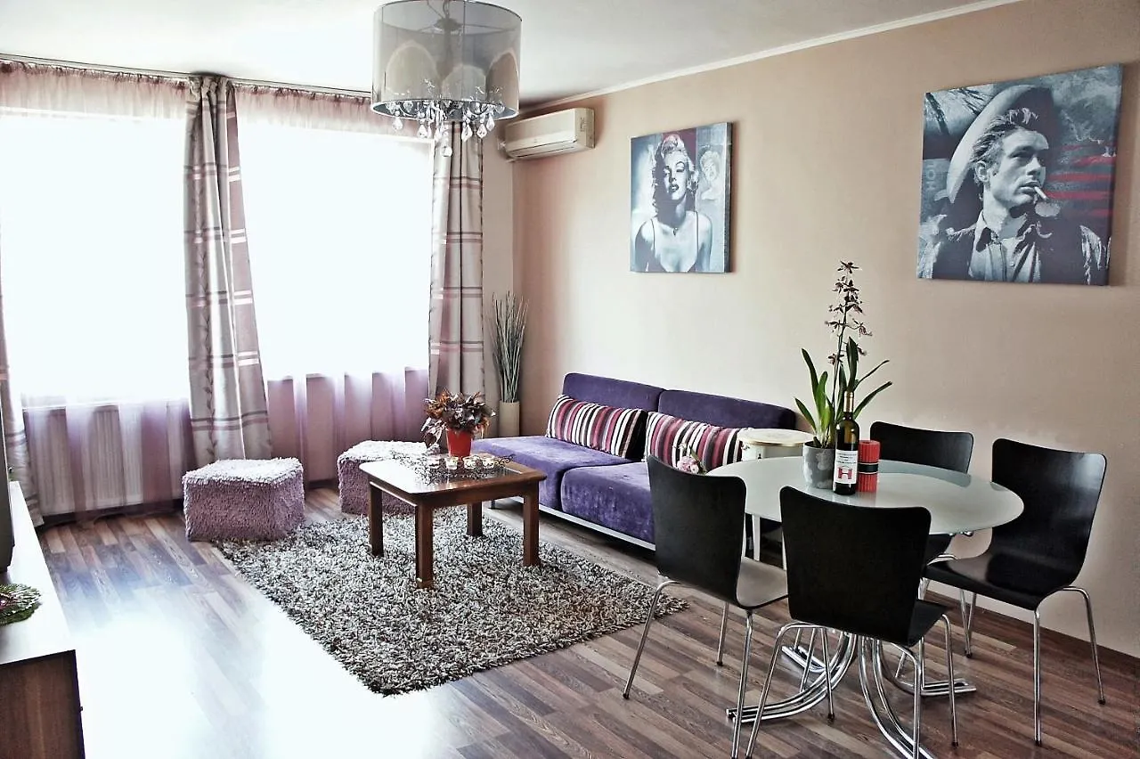 Apartamento Agentia H Accommodation Bucareste Roménia
