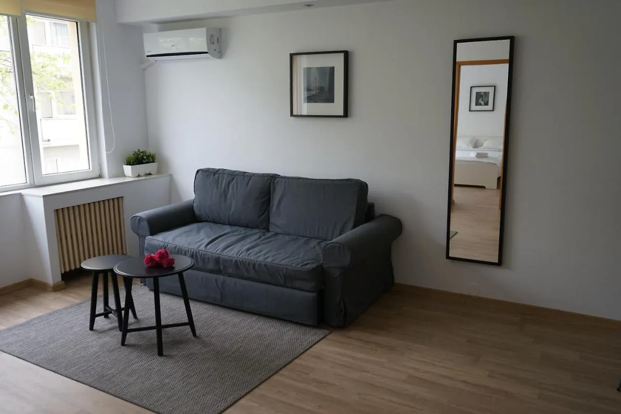 Agentia H Accommodation Bucharest 0*,